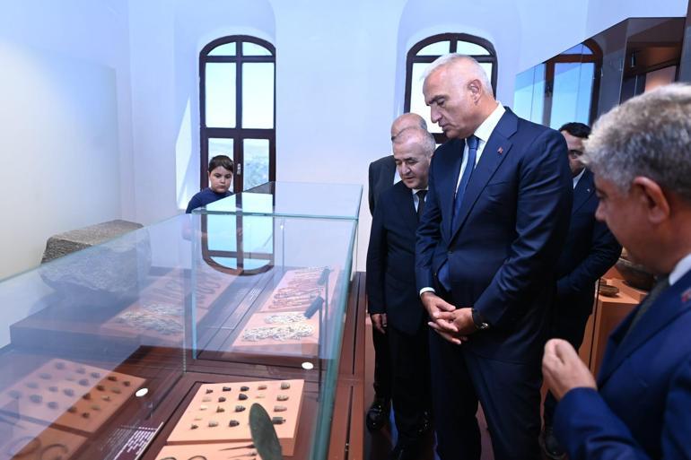 Bakan Ersoy: Turizmi 81 ile ve yılın 12 ayına yaymayı hedefliyoruz