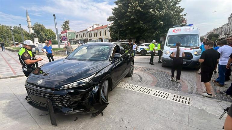 Kaza yapan sürücü alkolmetreyi üflemek yerine içine çekti