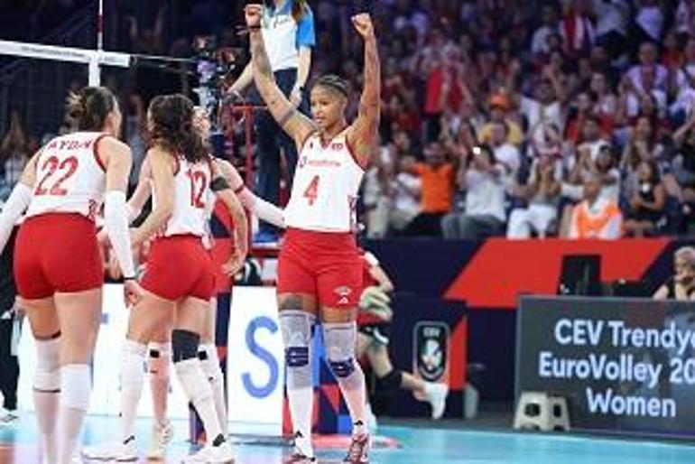 A Milli Kadın Voleybol Takımı, Avrupa Şampiyonasında yarı finale yükseldi