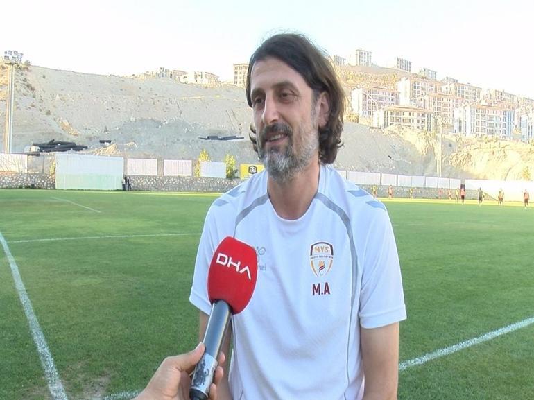 Depremin yaralarını sarmaya çalışan Malatyada tek profesyonel futbol takımı kaldı