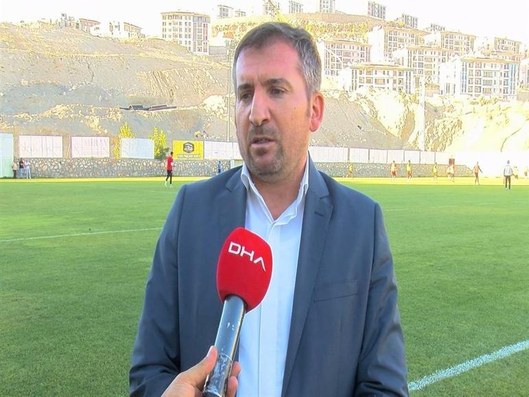 Depremin yaralarını sarmaya çalışan Malatyada tek profesyonel futbol takımı kaldı