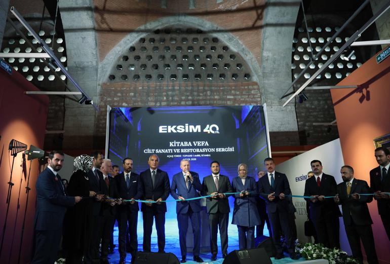 Cumhurbaşkanı Erdoğan: En utanç verici kitap katliamları, milli iradenin ve demokrasinin askıya alındığı darbe dönemlerinde yaşanmıştır