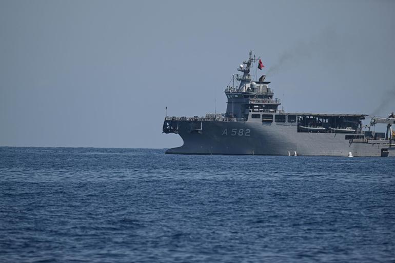 MSB: Girne açıklarında alabora olan gemiye yönelik arama kurtarma çalışmaları devam ediyor