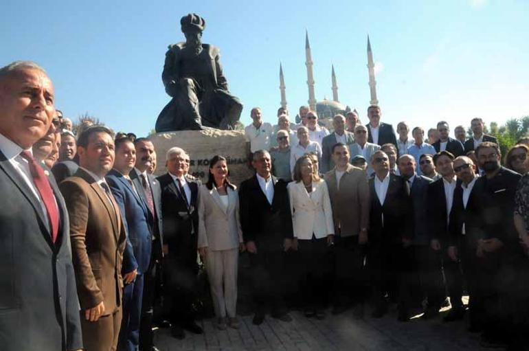Özgür Özel: Bütün otoyolları devletleştireceğiz