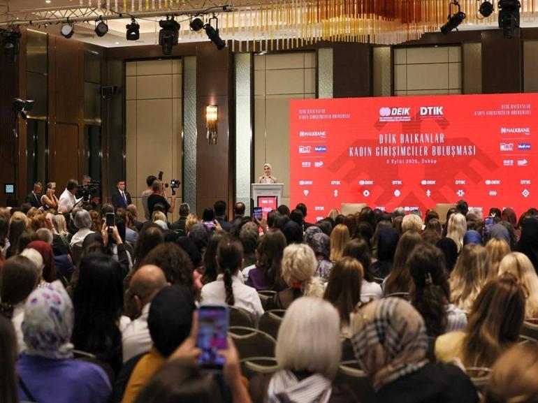Bakan Göktaş: Kadınların teknolojinin geliştiricisi ve karar vericisi olmasını istiyoruz