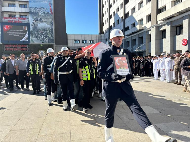 Esenyurtta saldırıda şehit olan polis memuru için İstanbul Emniyet Müdürlüğü’nde tören