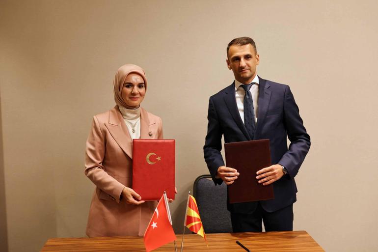 Bakan Göktaş, Kuzey Makedonyada ikili görüşmeler gerçekleştirdi