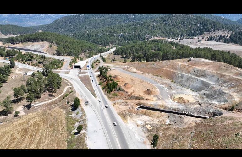 Bakan Uraloğlu: Konya-Antalya arası seyahat süresi 20 dakika kısalacak