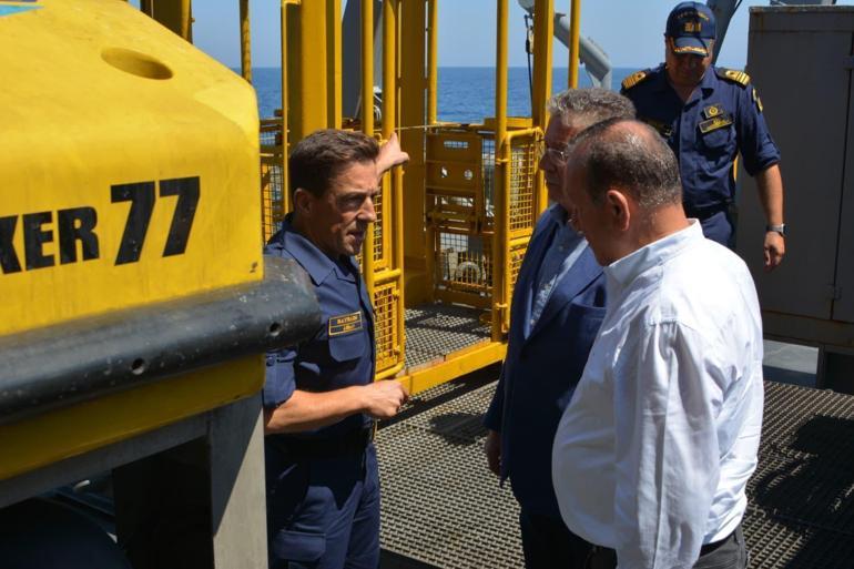 MSB: Girne açıklarında batan yolcu gemisi ile ilgili arama kurtarma çalışmaları devam ediyor