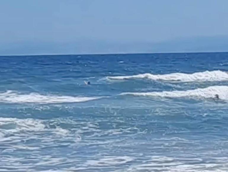 Tekirdağ’da denizde boğulma tehlikesi geçiren 4 arkadaşı çevredekiler kurtardı