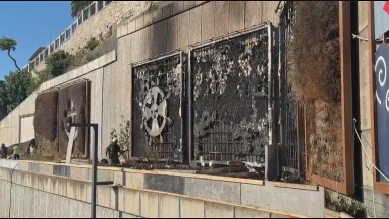 Beyoğlu Kasımpaşa Tünelinin yanındaki elektrik panosu alev alev yandı