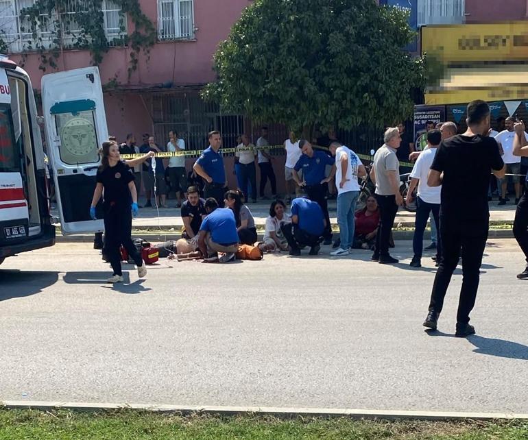 Adliyeden çıkan aileye silahlı saldırı: 1 ölü