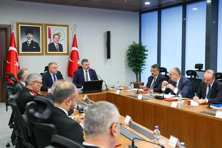 Bakanlar Çiftçi ve Bak, üniversite ve öğrenci yurtlarında alınacak güvenlik tedbirlerini değerlendirdi