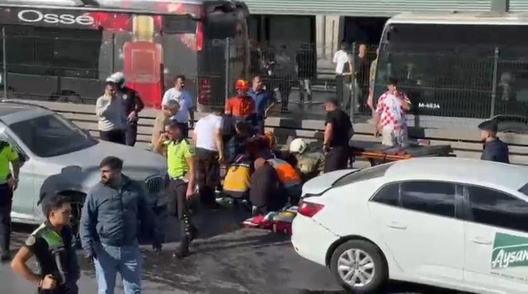 Beylikdüzünde 3 aracın karıştığı zincirleme kaza; yaralılar var