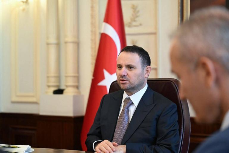 Adalet Bakanı Gürlek İstanbul adliye muhabirlerinin soruların yanıtladı
