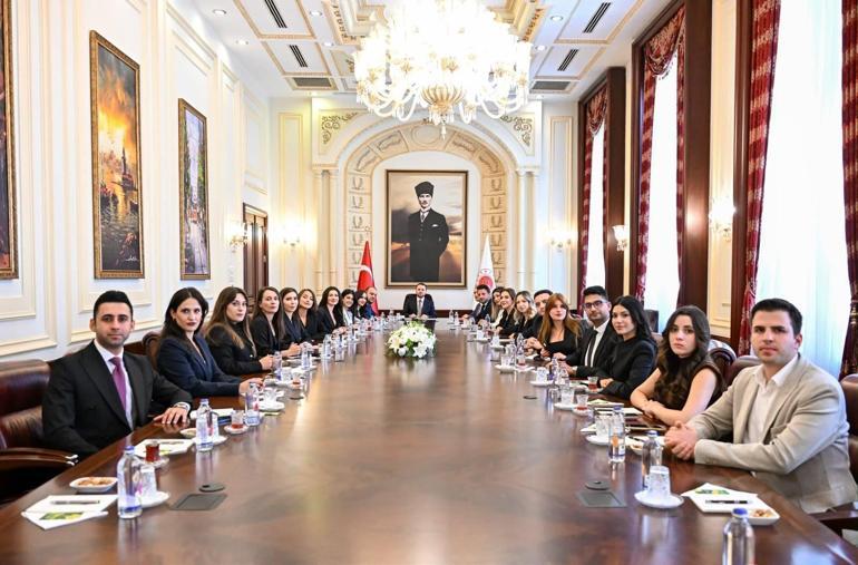 Adalet Bakanı Gürlek İstanbul adliye muhabirlerinin soruların yanıtladı