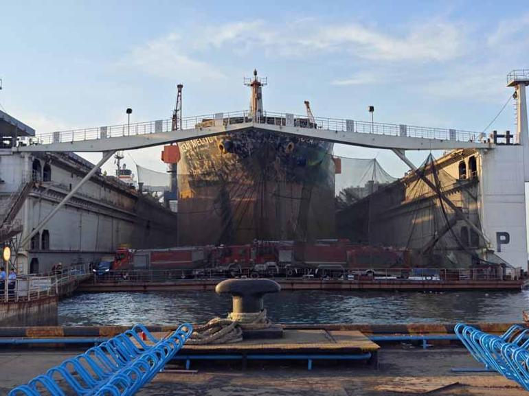 Çinde tersanedeki kargo gemisinde yangın: 20 ölü, 5 yaralı