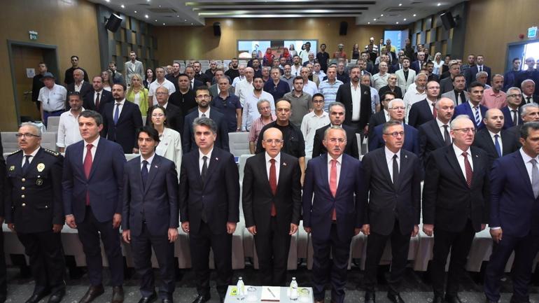 Bakan Şimşek, Bolu’da iş dünyası ve partililerle buluştu