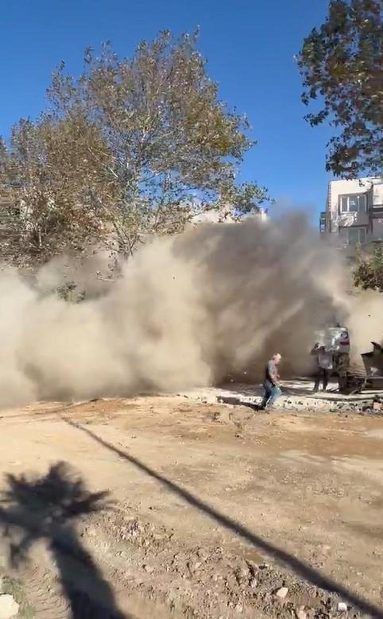 6 katlı apartmanın yıkım sırasında çöktüğü anlar kamerada