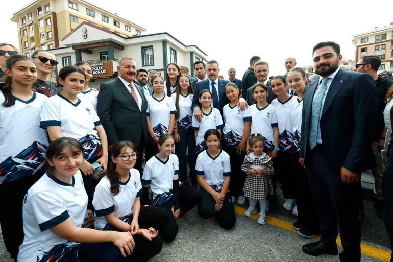 Bakan Çiftçi: Okul tedbirlerimizi en üst seviyeye çıkardık