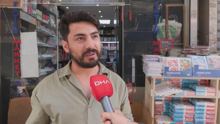Okul alışverişini son güne bırakan veliler Eminönünü tercih etti