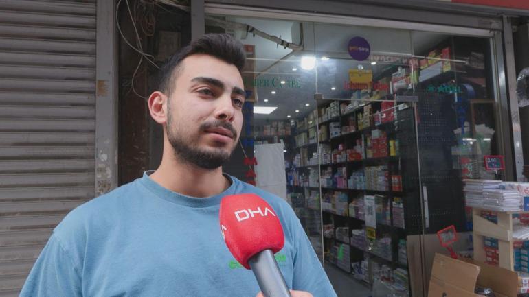 Okul alışverişini son güne bırakan veliler Eminönünü tercih etti