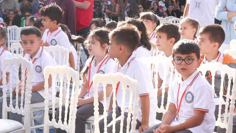 Vali Gül, ilk ders zilini çaldı