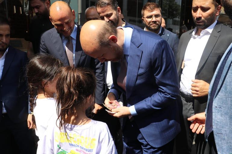 Bilal Erdoğan: Herkesin elini, taşın altına koyması lazım