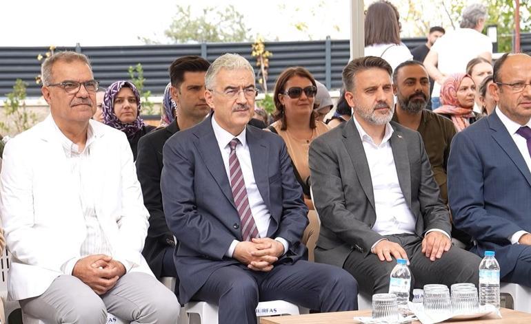 Filistinli Esil: Kalbimin bir parçası hala Filistin’deki okul sıramda oturuyor