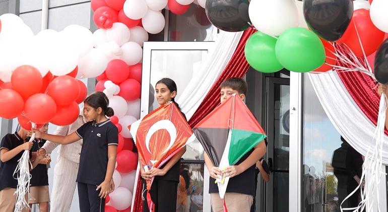 Filistinli Esil: Kalbimin bir parçası hala Filistin’deki okul sıramda oturuyor