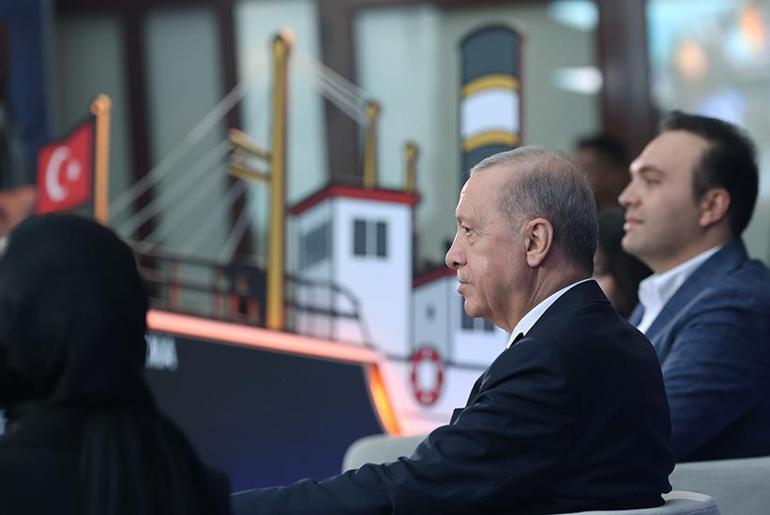 Cumhurbaşkanı Erdoğan, Samsunda gençlerle buluştu