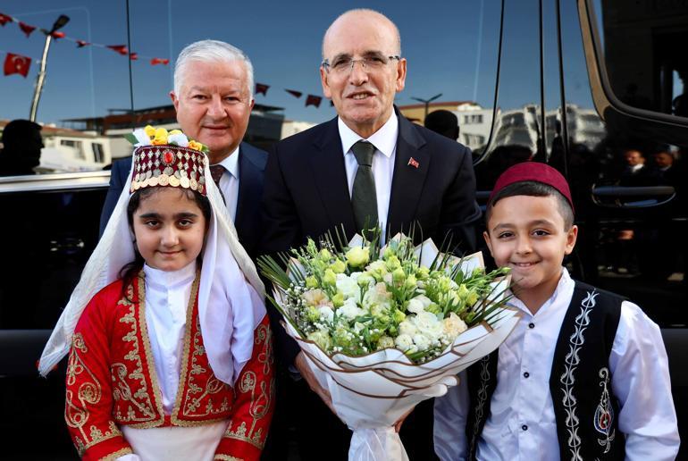 Bakan Şimşek, Aksaray’da ziyaretlerde bulundu