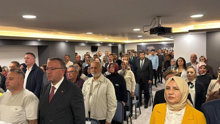 AK Partili Demir: CHPnin iki yakasının bir araya geleceğini düşünmüyorum