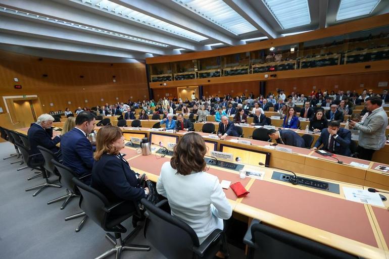 COP31 Başkanı Kurum, Cenevre’de ‘COP31 Dünya Meteoroloji Örgütü Bilgilendirme Toplantısı’na katıldı