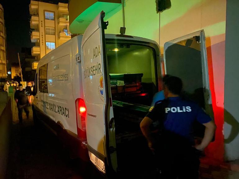 Eski eşini öldürüp, oğlunu yaraladıktan sonra kendi yaşamına son verdi