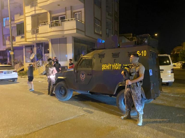 Eski eşini öldürüp, oğlunu yaraladıktan sonra kendi yaşamına son verdi
