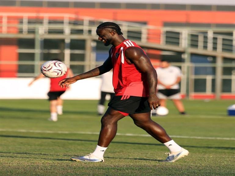 Myenty Abena: Bir puan farkının olması bu maçı daha önemli hale getiriyor