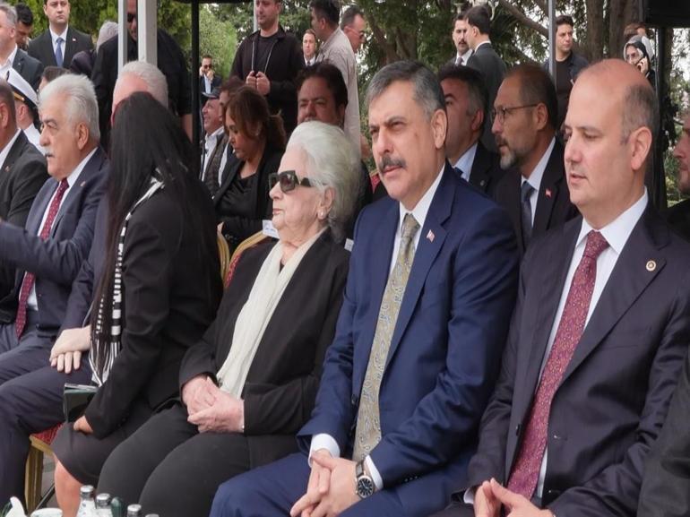 Bakan Çiftçi: Merhum İçişleri Bakanı Gedikin naaşı Adnan Menderes Anıt Mezarının bulunduğu alana nakledilecek