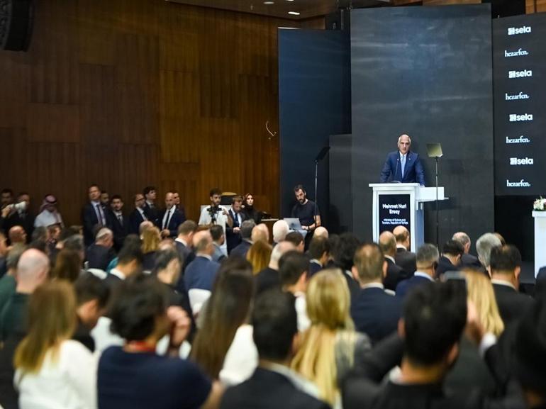 Bakan Ersoy: İstanbul dünyanın en büyük etkinliklerine ev sahipliği yapabilecek sayılı metropollerden biri