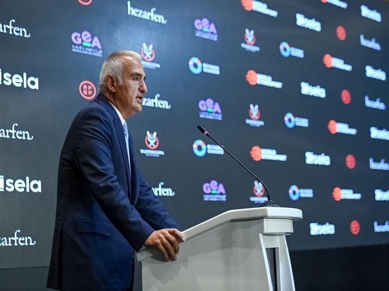 Bakan Ersoy: İstanbul dünyanın en büyük etkinliklerine ev sahipliği yapabilecek sayılı metropollerden biri