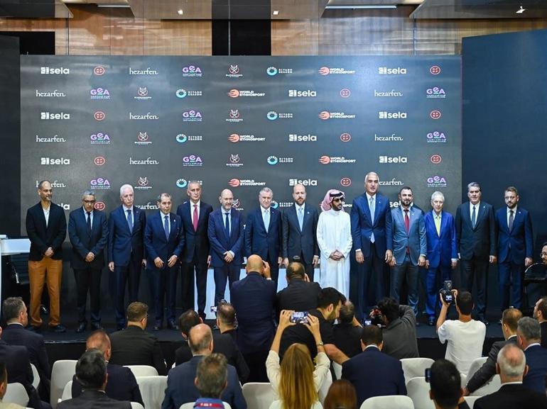 Bakan Ersoy: İstanbul dünyanın en büyük etkinliklerine ev sahipliği yapabilecek sayılı metropollerden biri