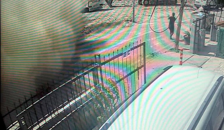 Avcılar’da kontrollü yıkım sırasında bina çöktü; yoldan geçenler son anda kurtuldu