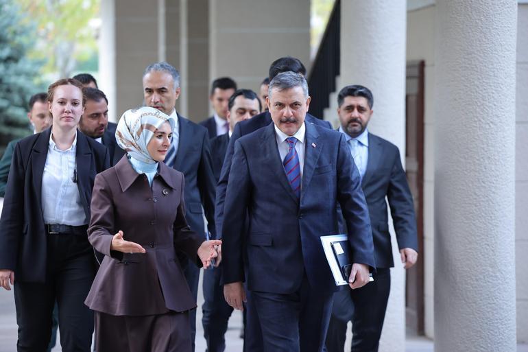 Bakan Çiftçi: Vatandaşın ihtiyacını doğru zamanda ve yerinde ihtiyaçlarını görmekle mükellefiz