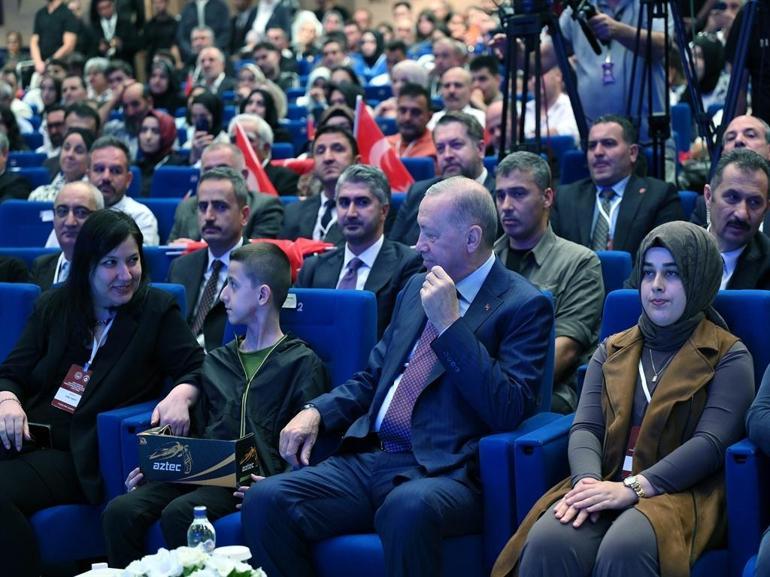 Cumhurbaşkanı Erdoğan: İnşallah son düzlüğü de geçerek ülkemizle birlikte bölgemizin tamamını huzur ve istikrara kavuşturacağız