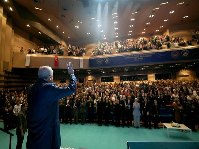 Cumhurbaşkanı Erdoğan: İnşallah son düzlüğü de geçerek ülkemizle birlikte bölgemizin tamamını huzur ve istikrara kavuşturacağız