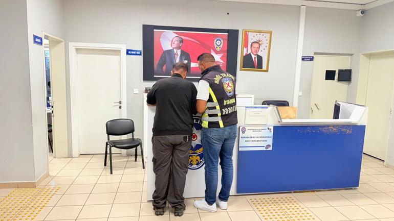 Beylikdüzü’nde kamyonet, Başakşehirde otomobil ambulansa yol vermedi