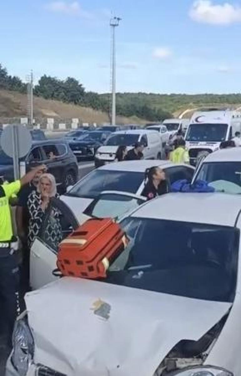 Eyüpsultanda zincirleme kaza: 2 yaralı