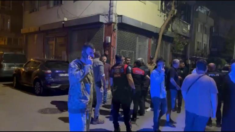 Önce tartıştığı kişiyi ardından kendini vurdu; ambulansa taşınırken tepki gösterdi