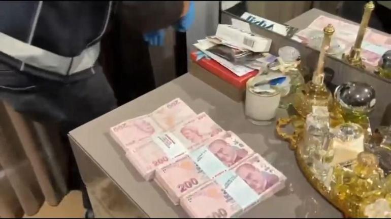 İstanbul merkezli 13 ilde sahte belgelerle vatandaşlık operasyonu: 73 gözaltı