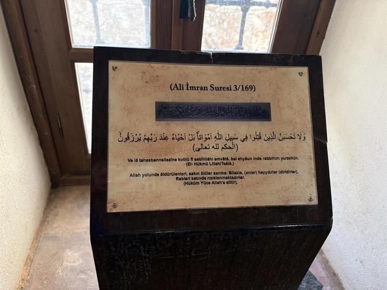 Antalyada Zincirkıran Mehmet Beyin 649 yıllık türbesi zamana meydan okuyor